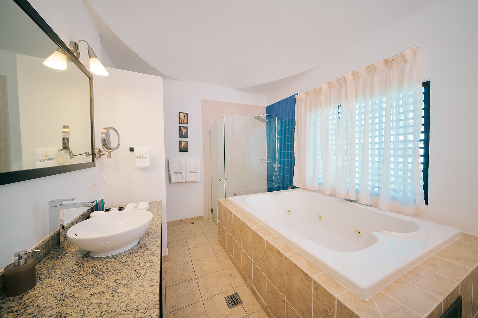 Beach Front Villa 4